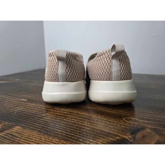 Skechers Shoes Womens Sz. 8.5 Beige Go Walk Joy Goga Max Knit Slip On Comfort - Picture 3 of 14